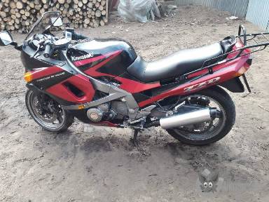 Kawasaki zzr 500 apróhirdetés