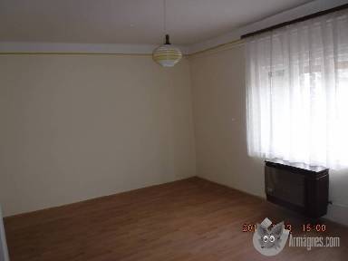 2 szobás családiház Tasson apróhirdetés képe