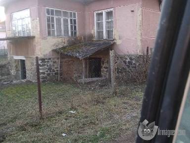 Családi ház felújításra szoruló apróhirdetés feladás eladás