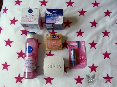 Nivea ajándékcsomag 6 termékes apróhirdetés képe