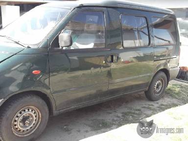 nissan vanette  apróhirdetés képe